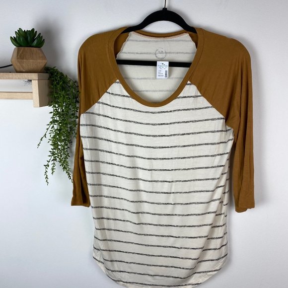 Maurices Tops - Maurices 24/7 top 3/4 sleeve rust stripe size medium NWT
